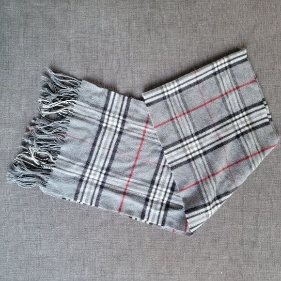 V.Fraas Women's Gray & Black Cahmink Tartan Pattern Design Fashion Scarf - Picture 7 of 10